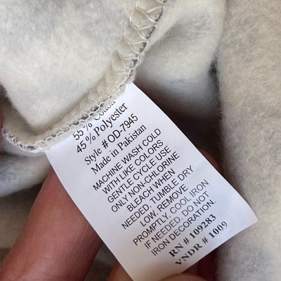 Ocean Drive Clothing Cheetah sweatshirt oversized Cream size L NWT - Picture 9 of 14